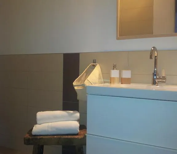 33 * Saint-Rémy-lès-Chevreuse